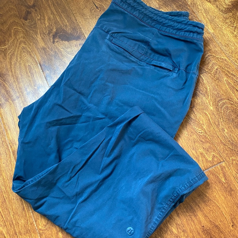 Men’s Lululemon Navy Pants